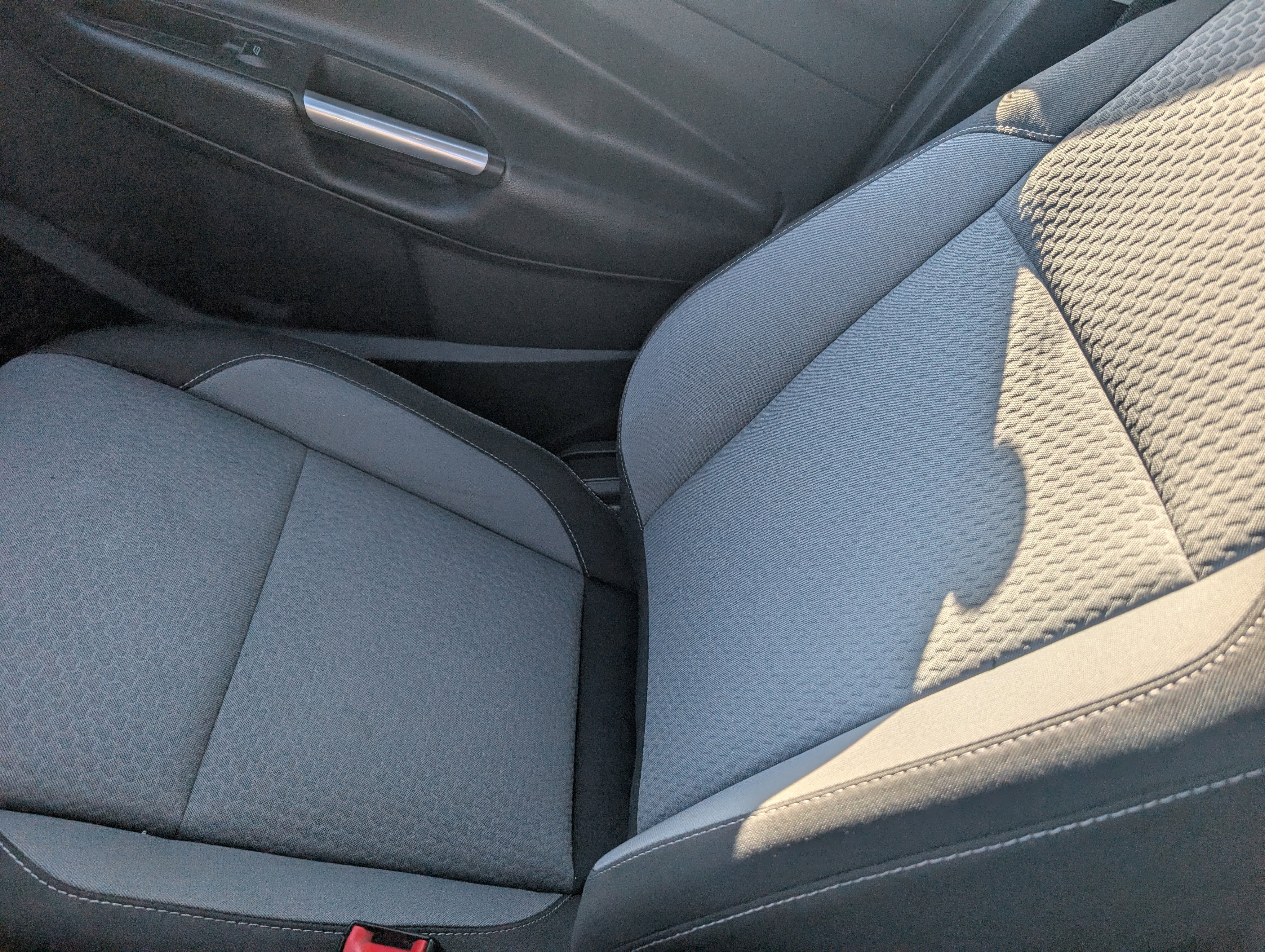 Used 2019 Ford Escape SE image 23