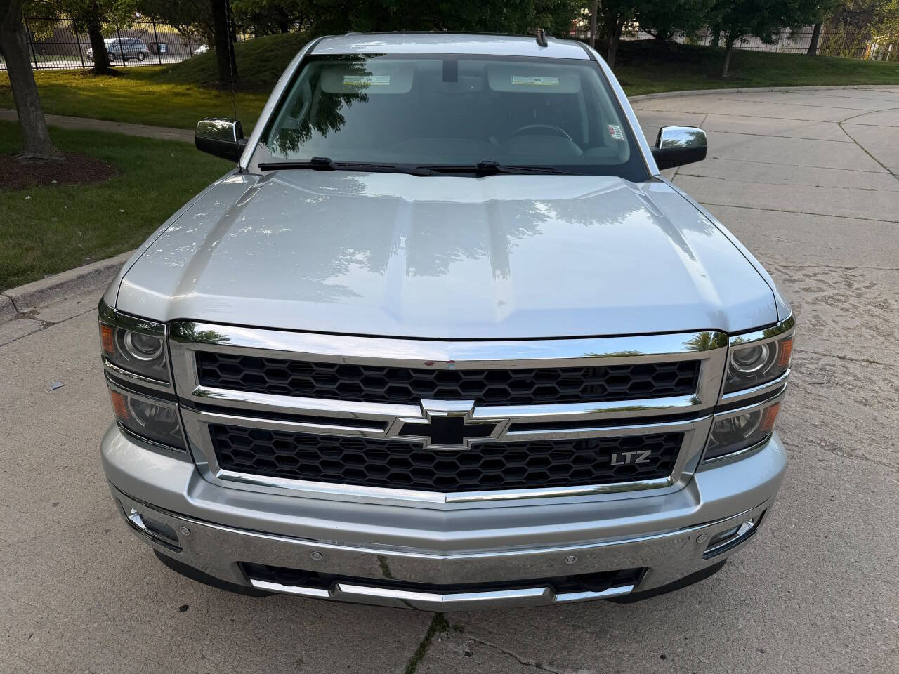 Used 2014 Chevrolet Silverado 1500 LTZ w/ LTZ Plus Package AWD/4WD image 2