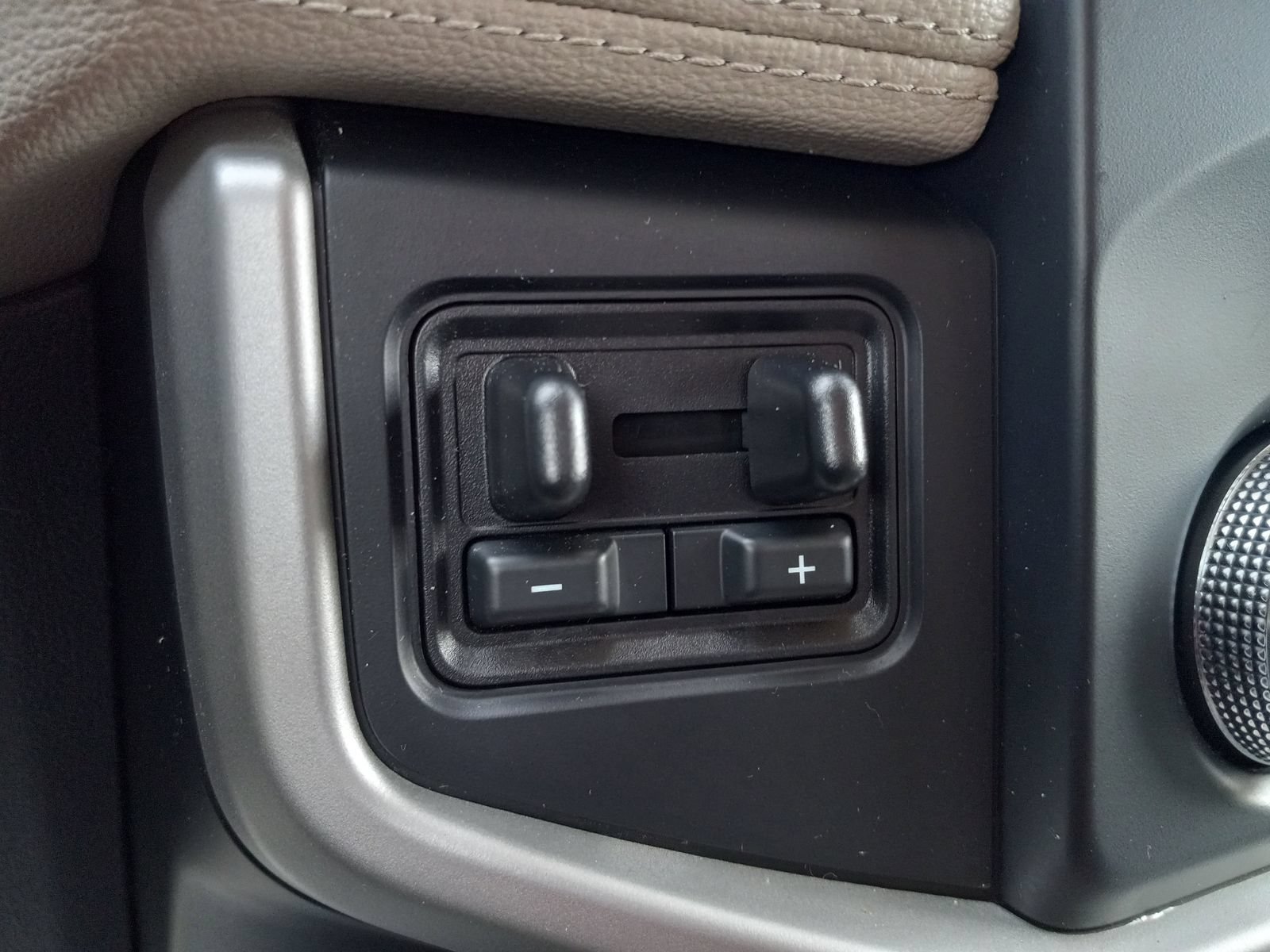 Used 2023 Ford Expedition Limited AWD/4WD image 27