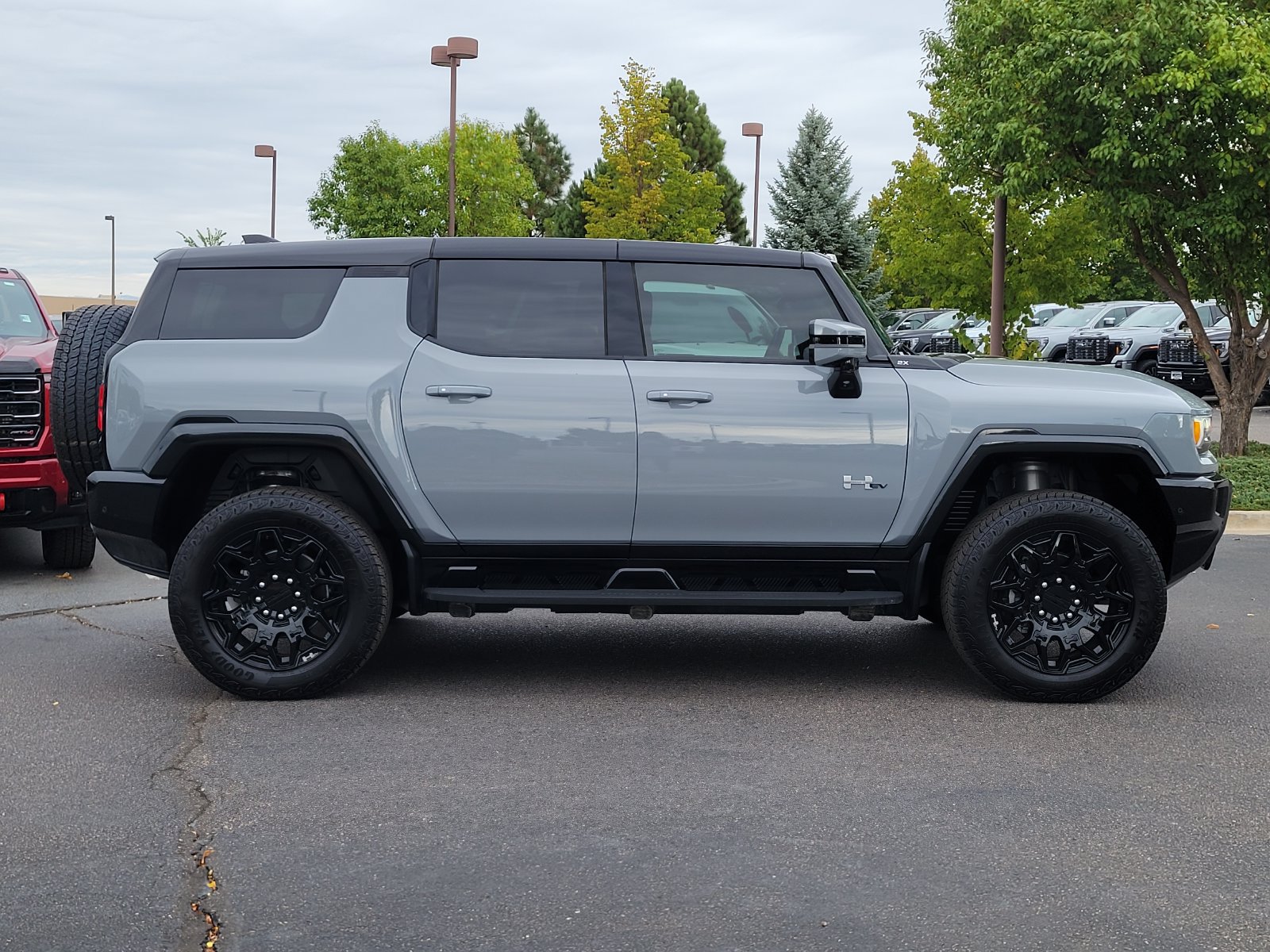 Used 2024 GMC Hummer EV 2X AWD/4WD image 2