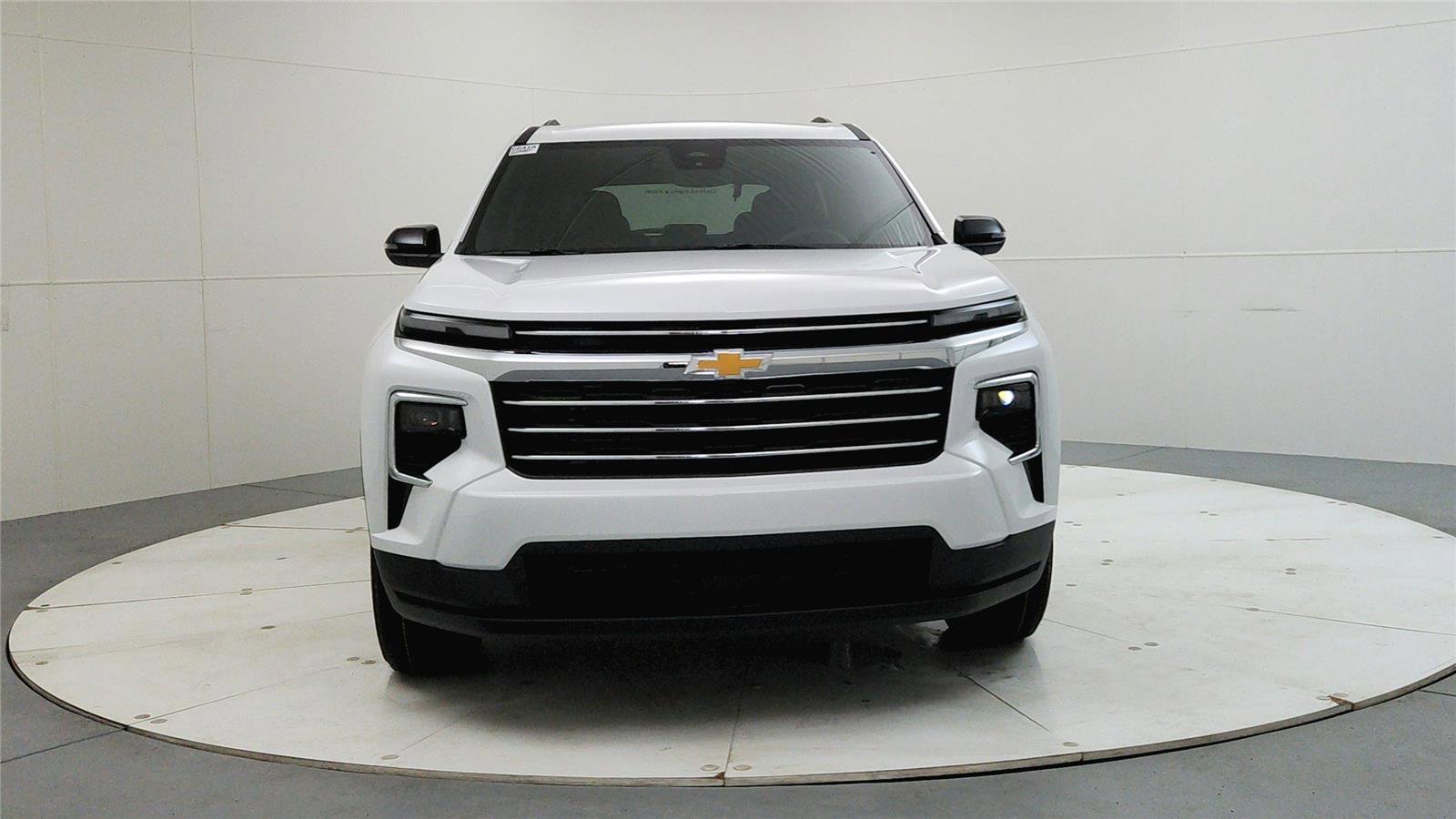 New 2026 Chevrolet Traverse LT image 2