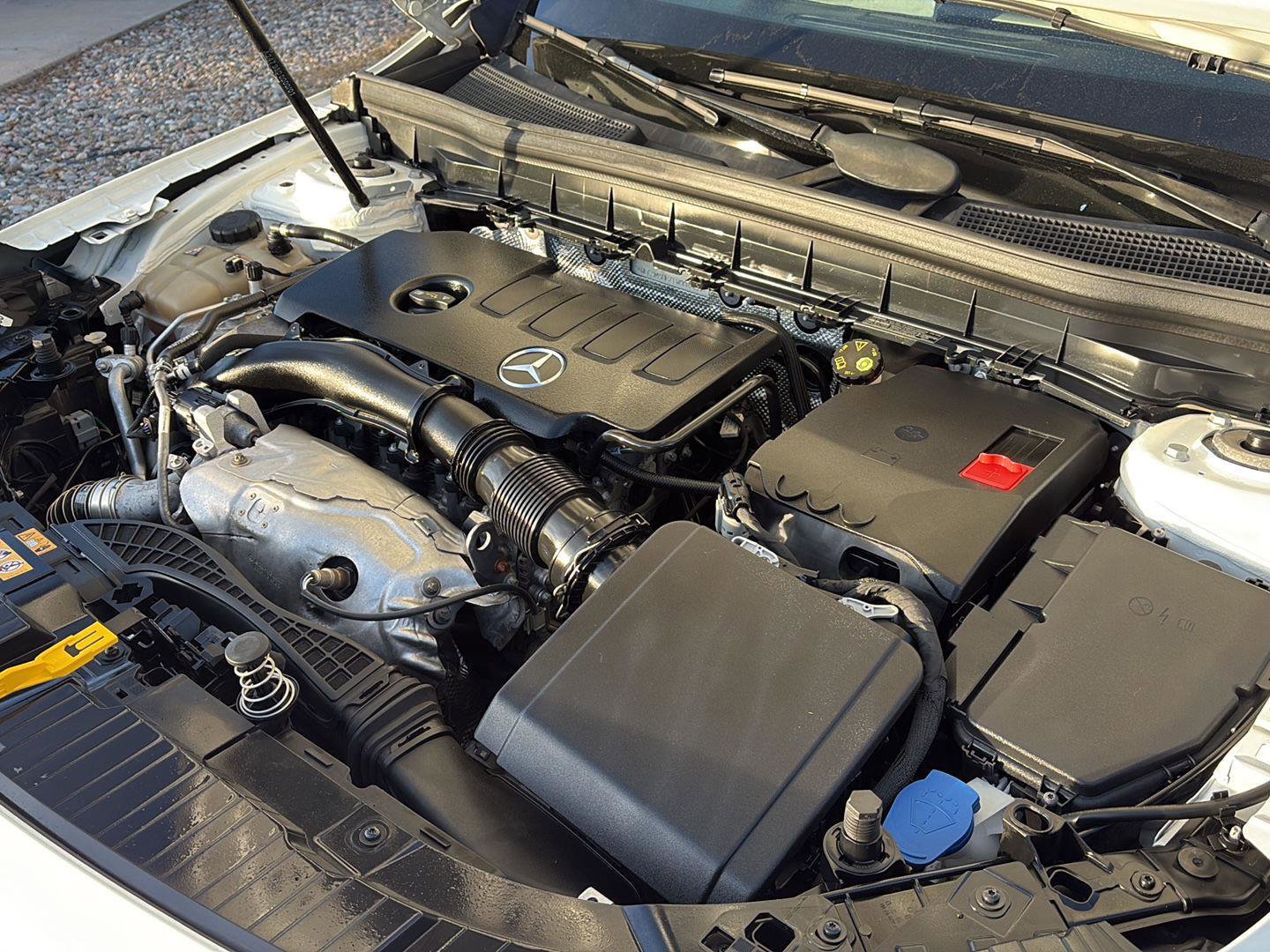 Used 2020 Mercedes-Benz GLB 250 4MATIC image 9