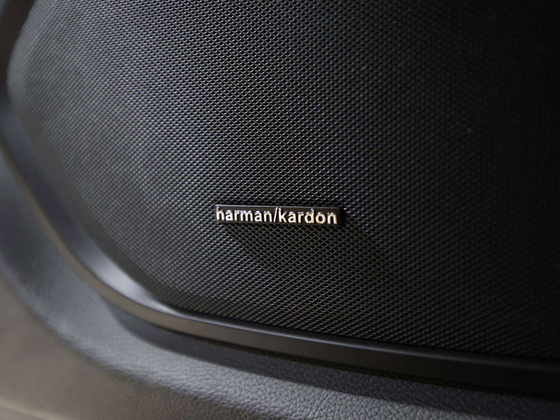 Used 2021 Maserati Ghibli S GranSport image 25