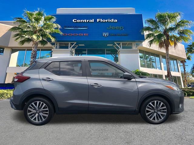 Used 2021 Nissan Kicks SV FWD image 4