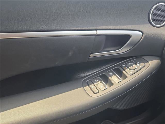 Used 2025 Hyundai Sonata SEL FWD image 22
