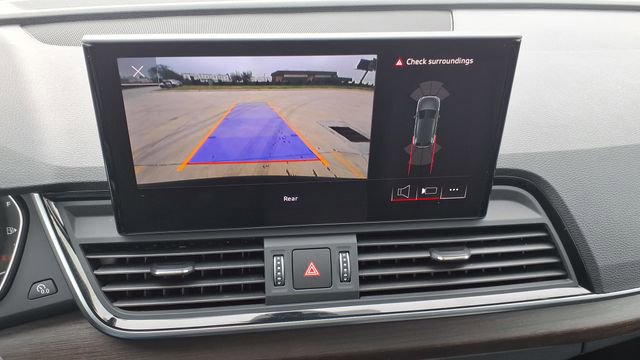 Used 2024 Audi Q5 2.0T Premium w/ Convenience Package image 28