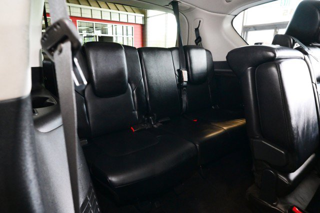 Used 2012 INFINITI QX56 4WD w/ Deluxe Touring Pkg image 23