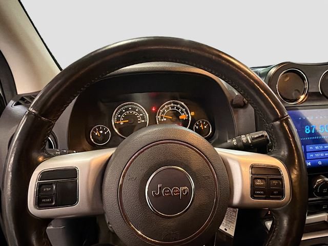 Used 2016 Jeep Compass High Altitude image 11