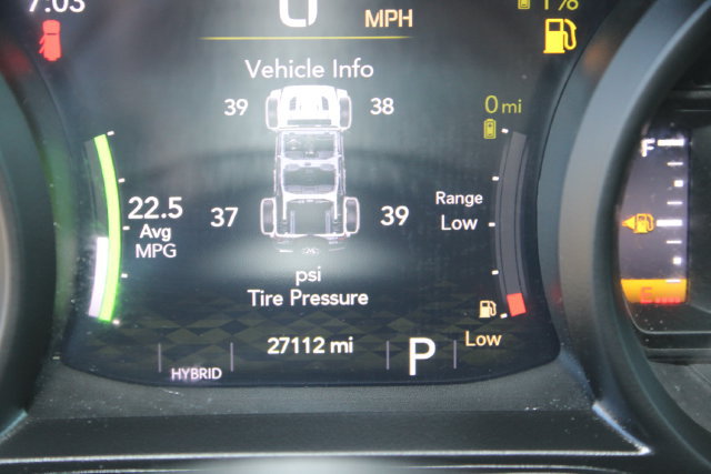 Used 2024 Jeep Wrangler Unlimited w/ Convenience Group AWD/4WD image 20