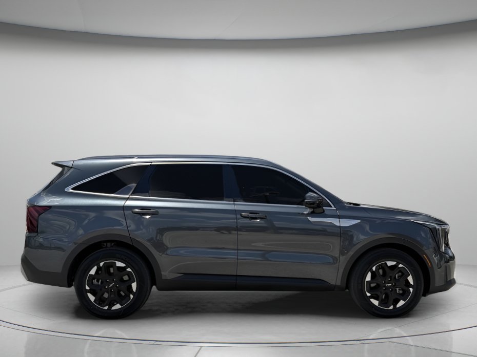 Used 2025 Kia Sorento S FWD image 2