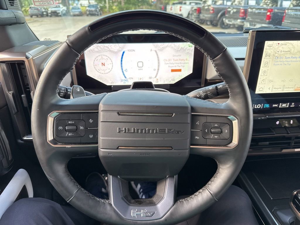 Used 2025 GMC Hummer EV 3X AWD/4WD image 37
