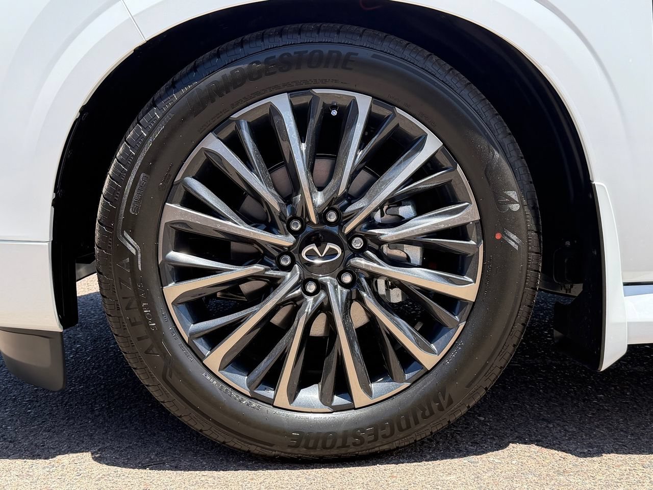 New 2027 INFINITI QX80 Autograph AWD/4WD image 9