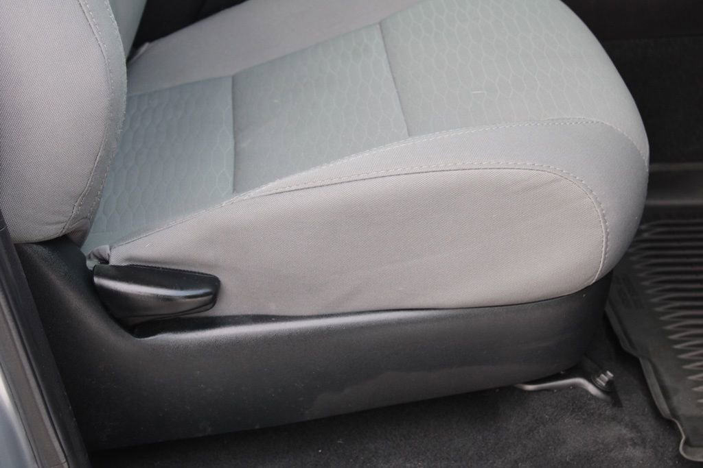 Used 2016 Toyota Tacoma SR5 image 19