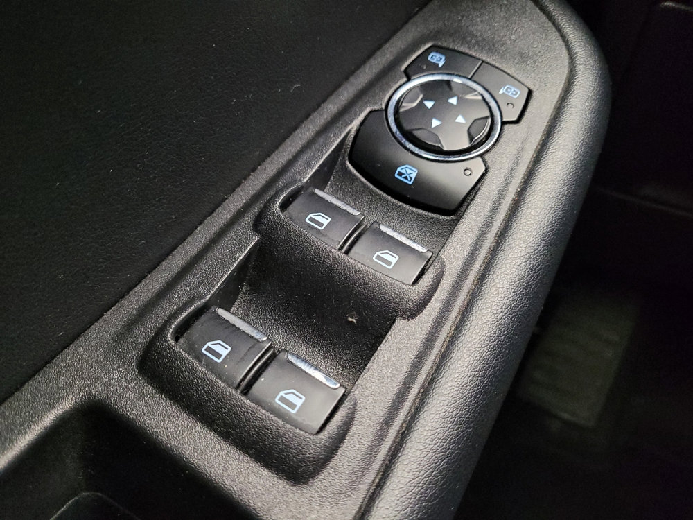 Used 2023 Ford Edge SEL image 27