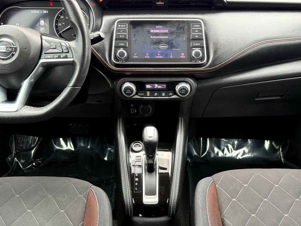 Used 2018 Nissan Kicks SR image 27