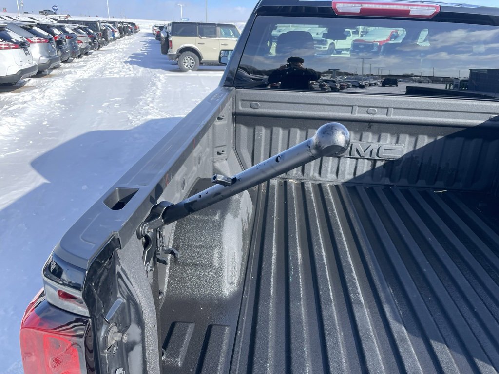 Used 2022 GMC Sierra 1500 Elevation image 34