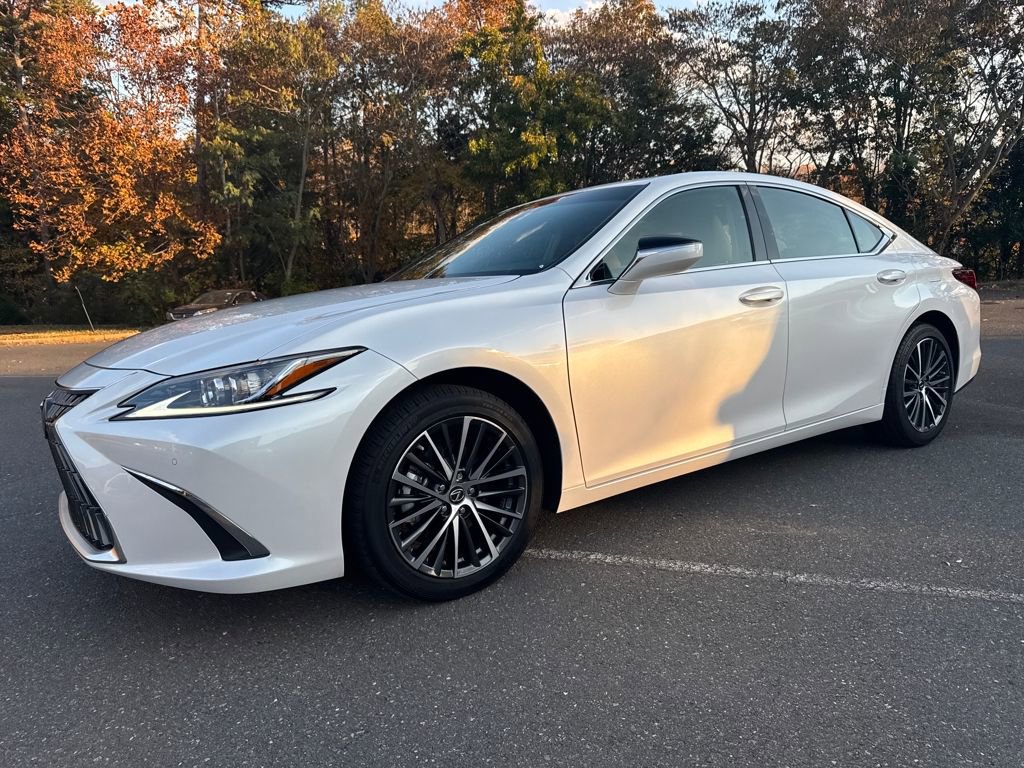 Used 2024 Lexus ES 350 w/ Premium Package