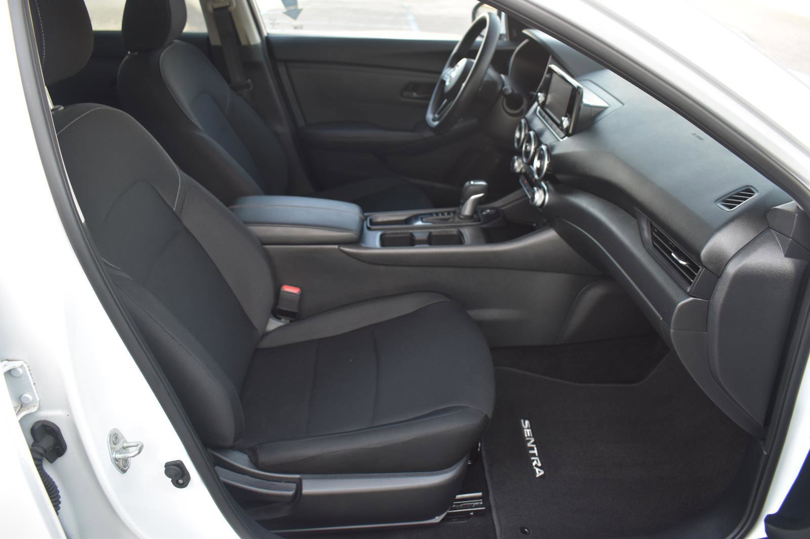 Used 2024 Nissan Sentra S image 52