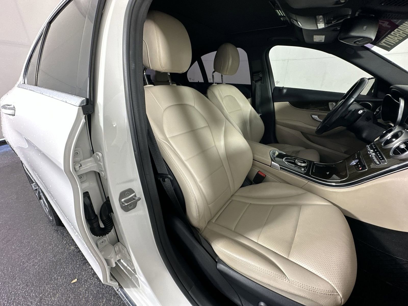 Used 2018 Mercedes-Benz C 300 C 300 image 30