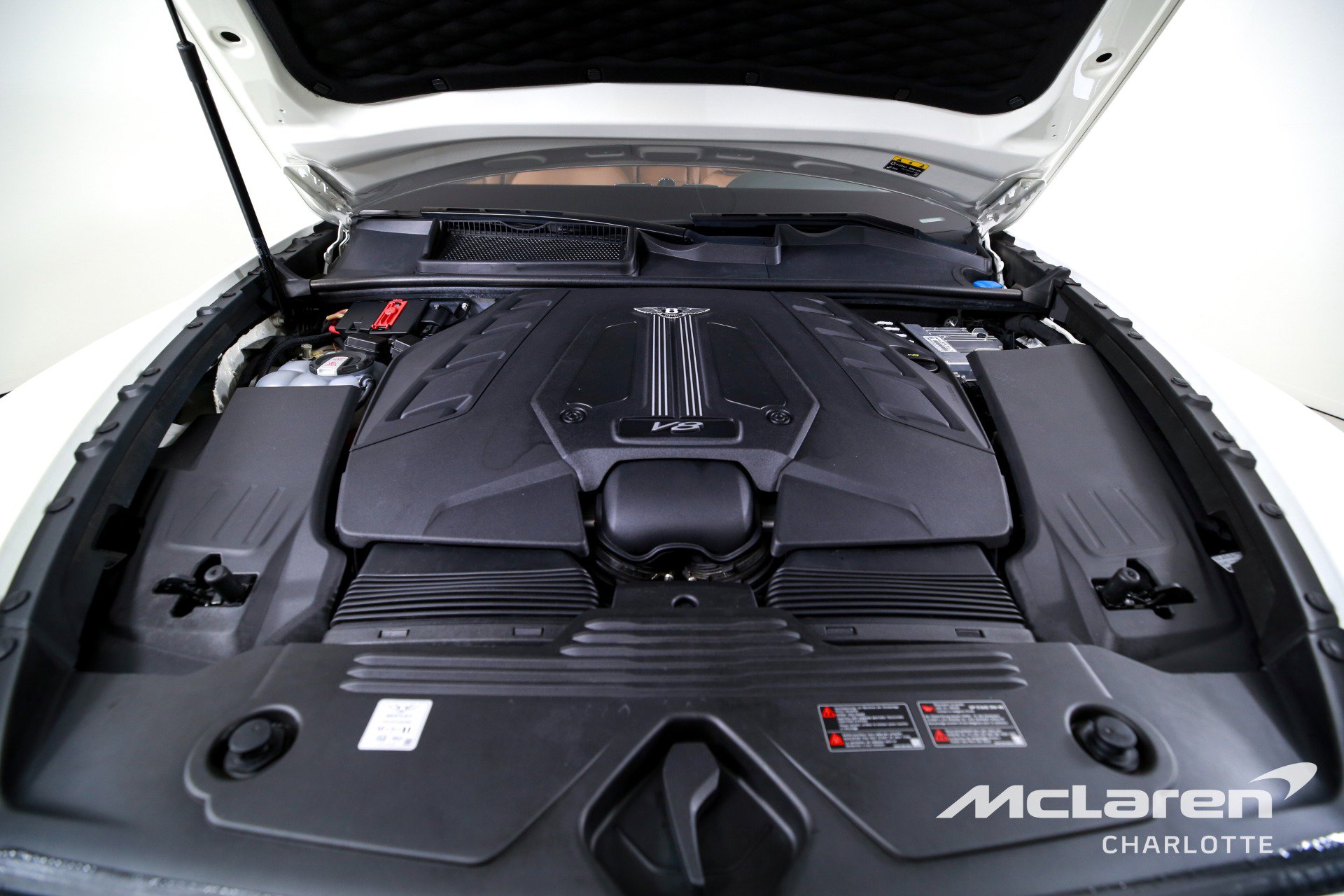 Used 2022 Bentley Bentayga image 32