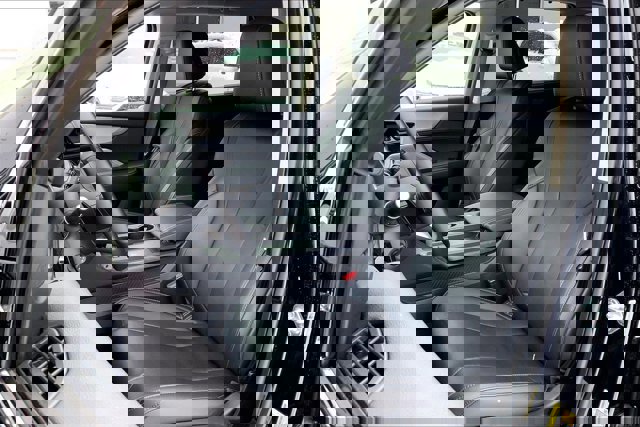 Certified 2025 Acura MDX SH-AWD w/ Technology Package image 25