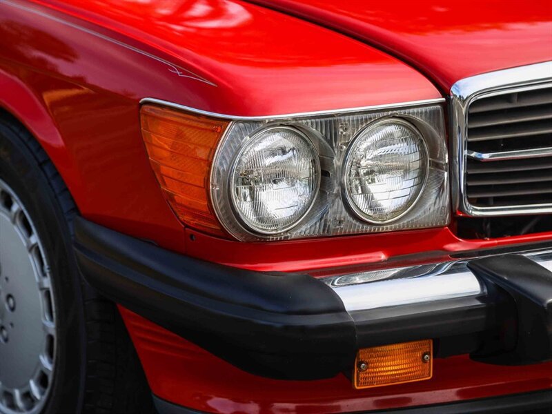 Used 1988 Mercedes-Benz 560 SL image 10