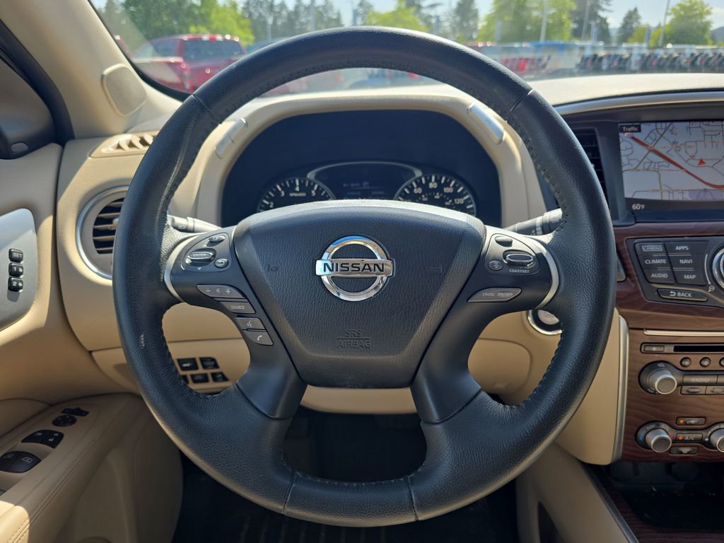 Used 2017 Nissan Pathfinder Platinum AWD/4WD image 22