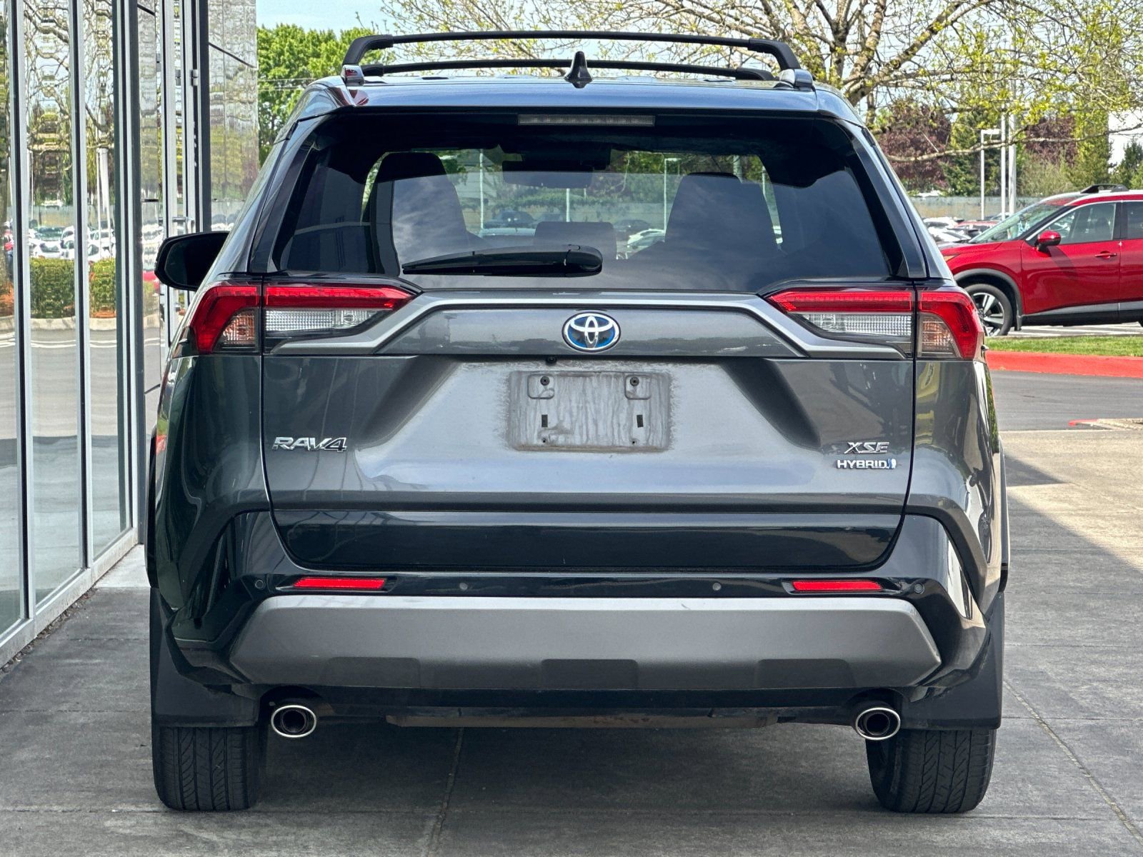 Used 2021 Toyota RAV4 XSE AWD/4WD image 4