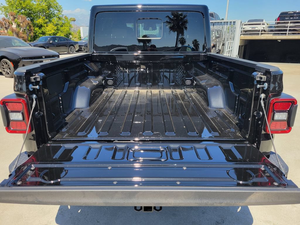 New 2026 Jeep Gladiator Mojave AWD/4WD image 19