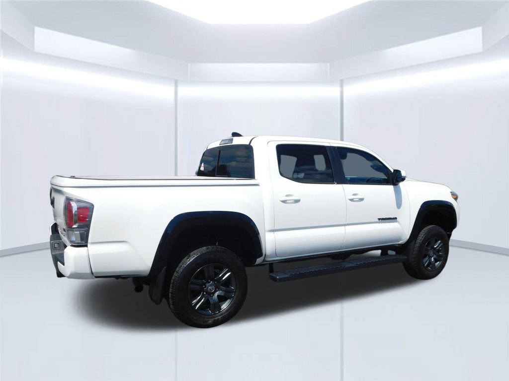Used 2023 Toyota Tacoma TRD Sport AWD/4WD image 3