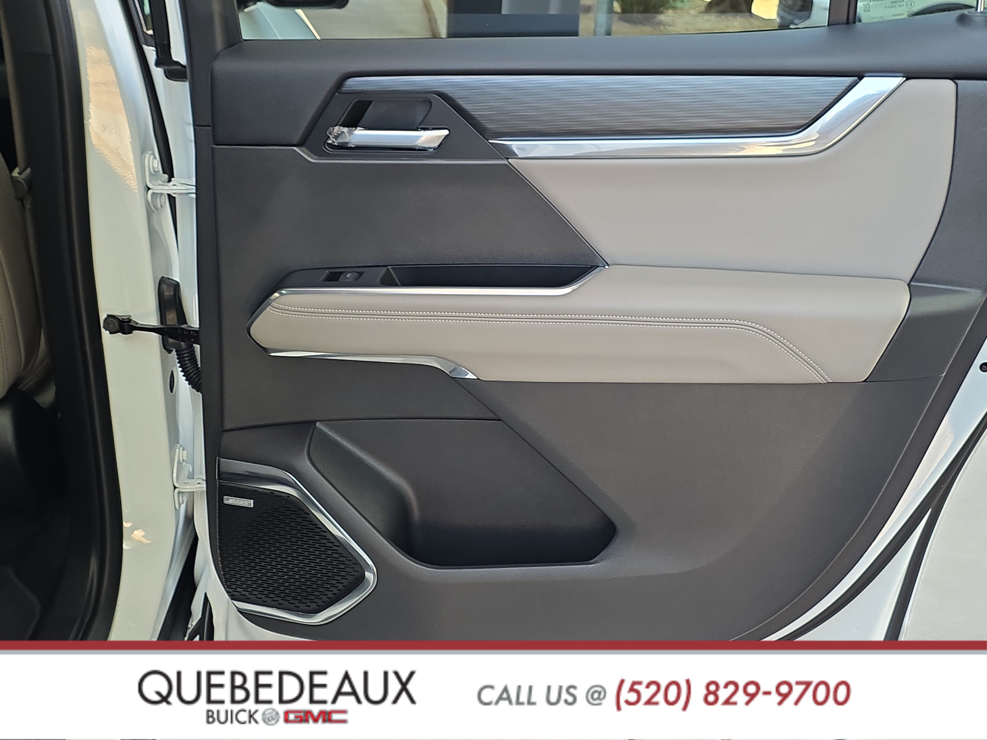 Used 2026 GMC Acadia Elevation w/ Black Edition FWD image 23
