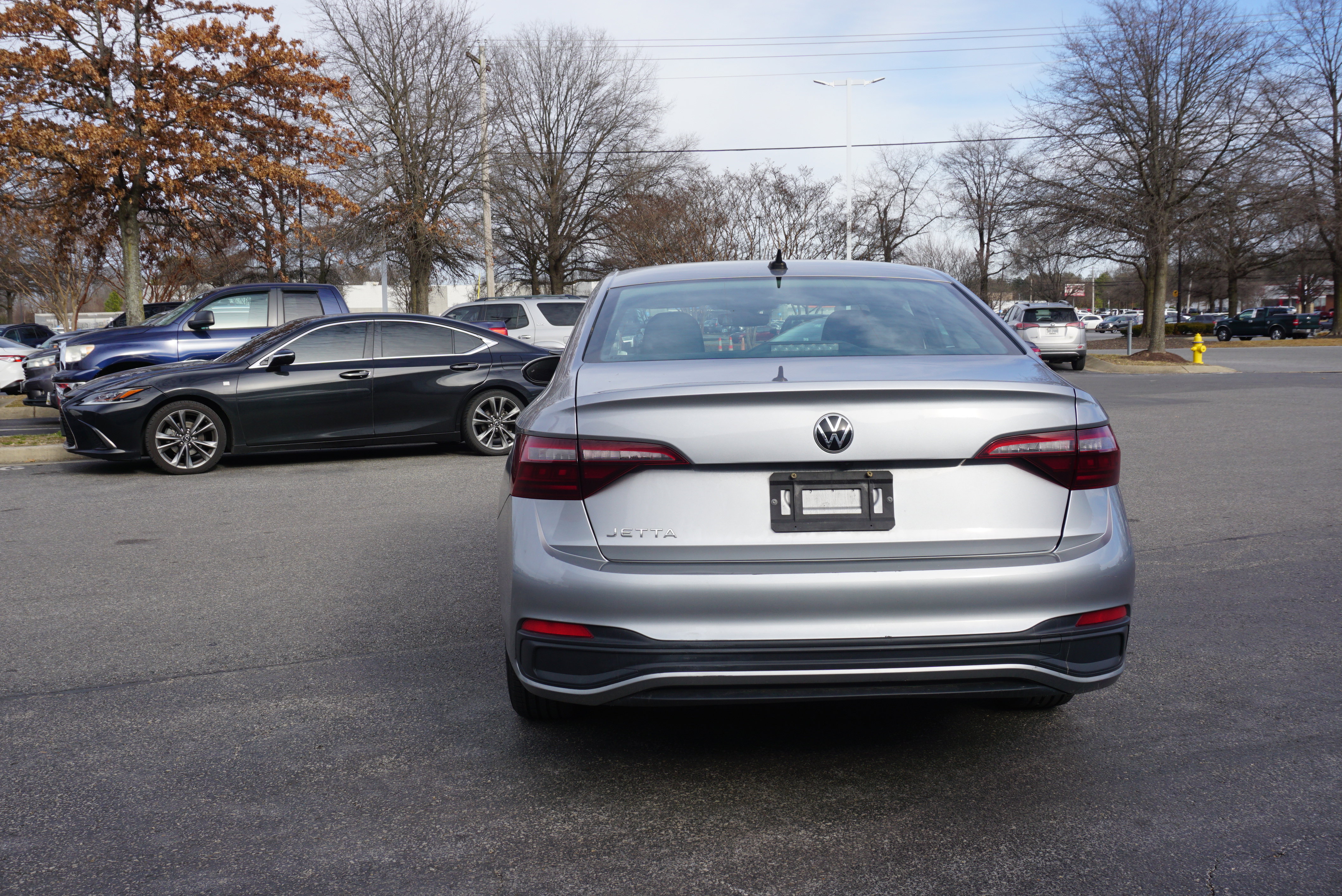 Used 2024 Volkswagen Jetta S image 5