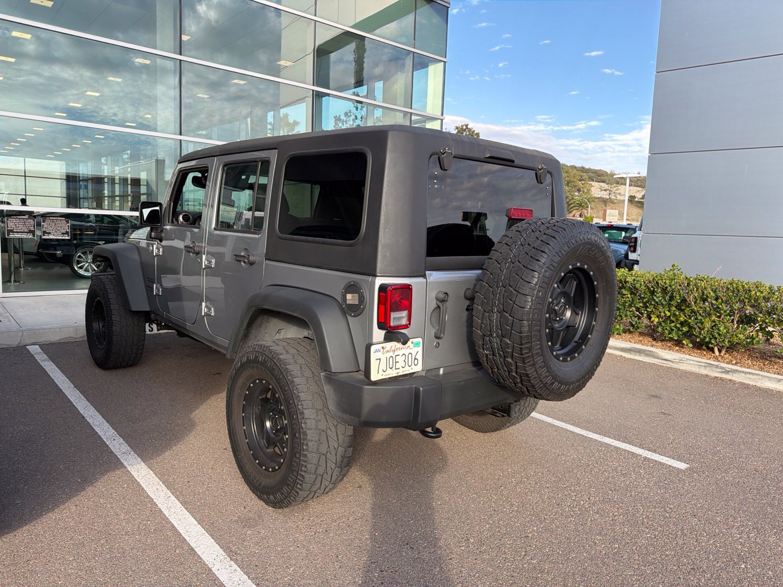 Used 2015 Jeep Wrangler Unlimited Sport AWD/4WD image 4