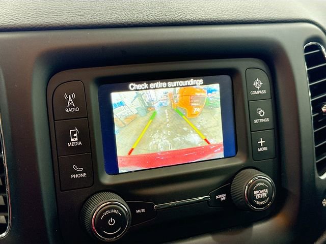 Used 2018 Jeep Compass Latitude w/ Cold Weather Group AWD/4WD image 14