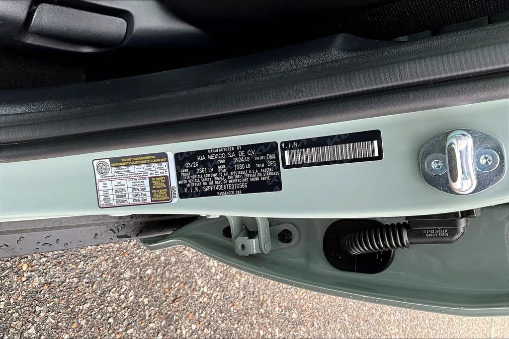 New 2026 Kia K4 LXS FWD image 8