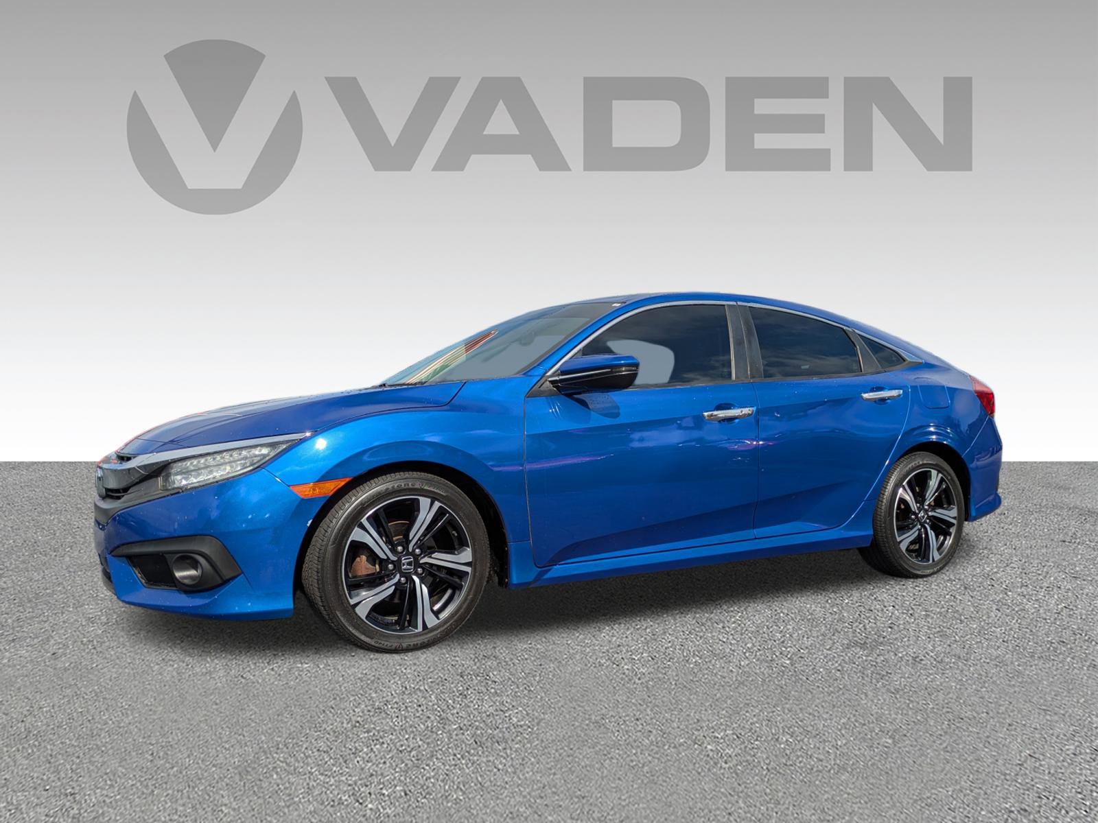 Used 2017 Honda Civic Touring video 2