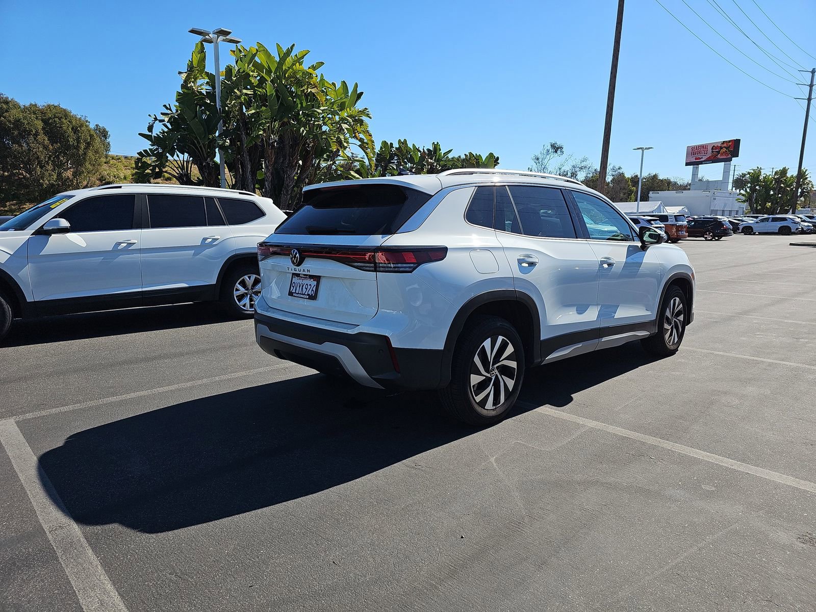 Used 2025 Volkswagen Tiguan S image 5