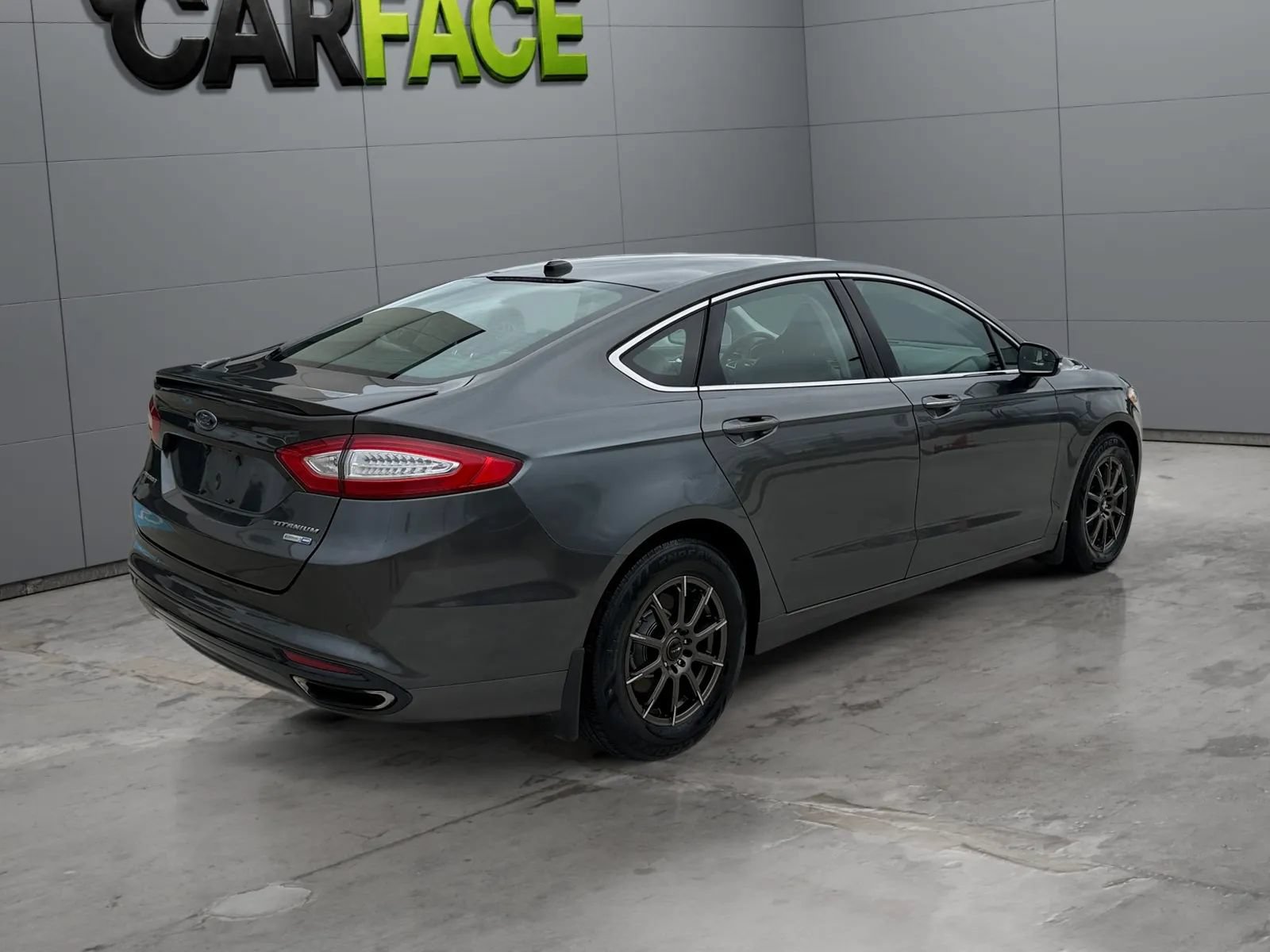 Used 2016 Ford Fusion Titanium AWD/4WD image 12