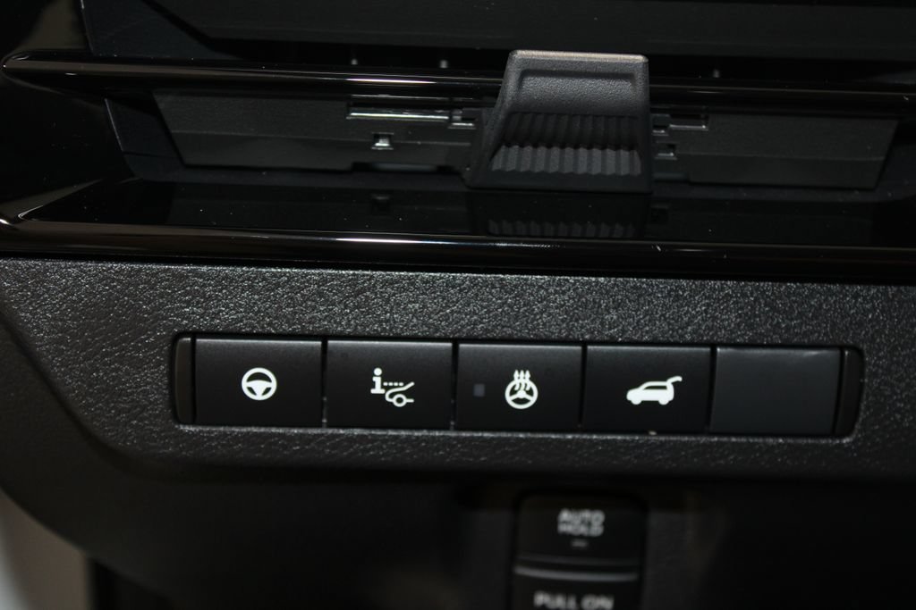 Used 2025 Nissan Murano Platinum w/ Cargo Package AWD/4WD image 50