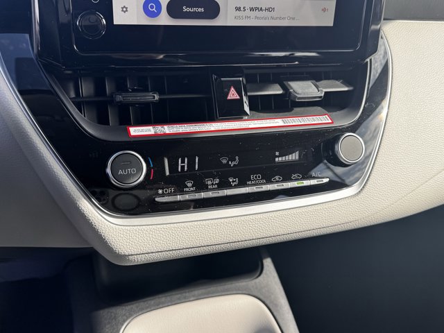 Used 2026 Toyota Corolla LE image 17