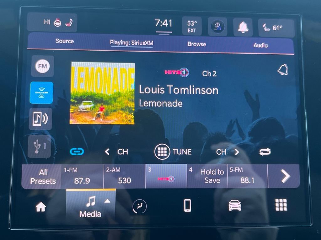 New 2025 Jeep Grand Cherokee Laredo image 15