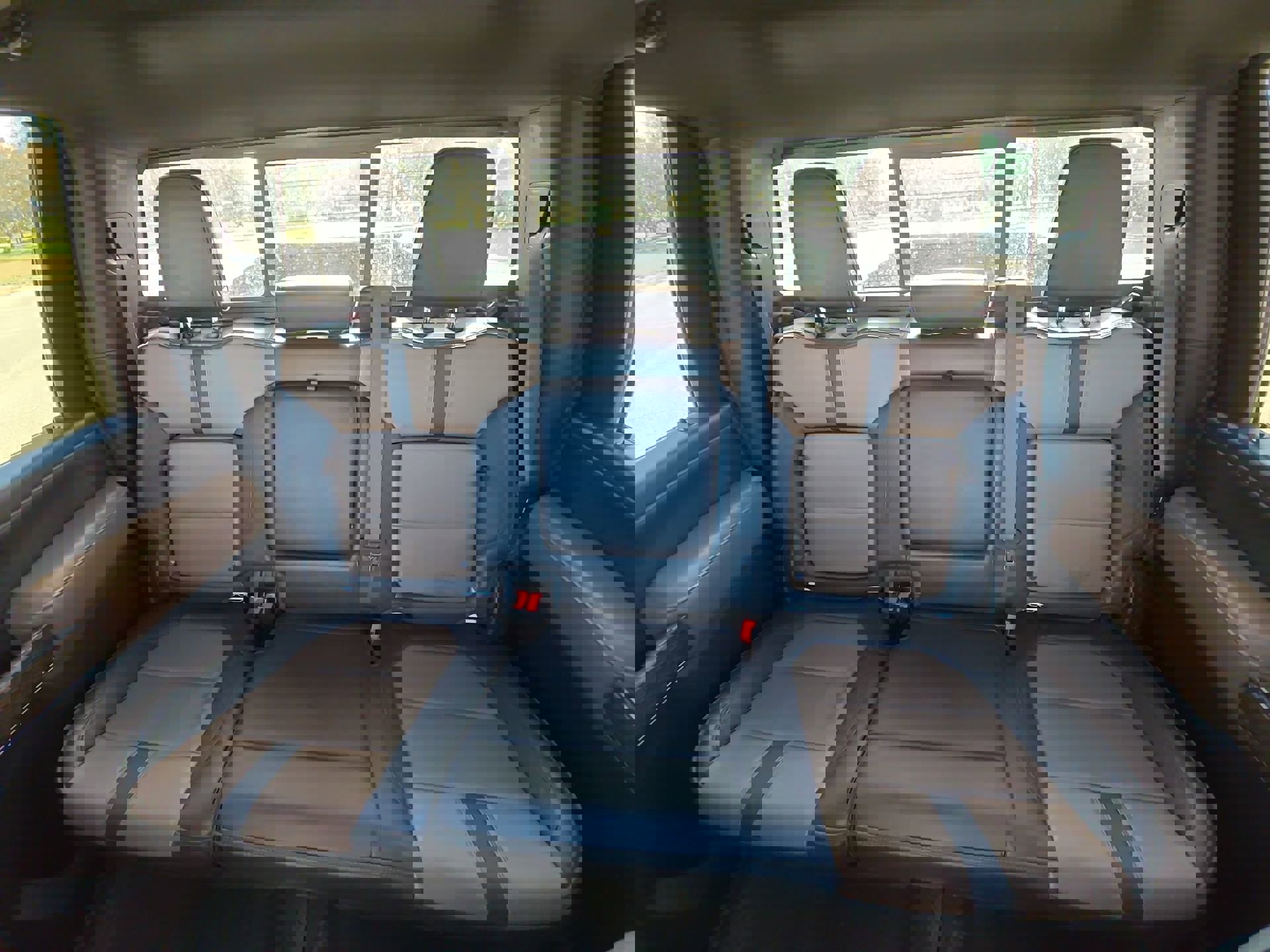 Used 2021 Chevrolet Silverado 3500 High Country w/ Technology Package image 23