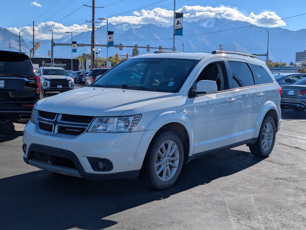 Used 2017 Dodge Journey SXT FWD image 9