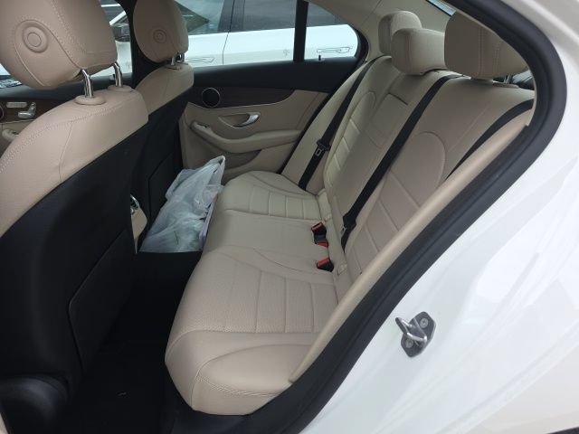 Used 2019 Mercedes-Benz C 300 4MATIC Sedan image 8