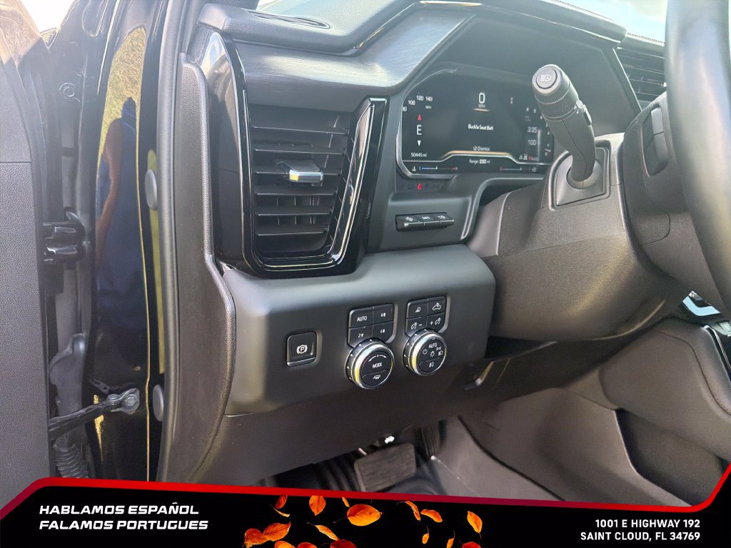 Used 2024 GMC Sierra 2500 AT4 w/ AT4 Premium Plus Package AWD/4WD image 17