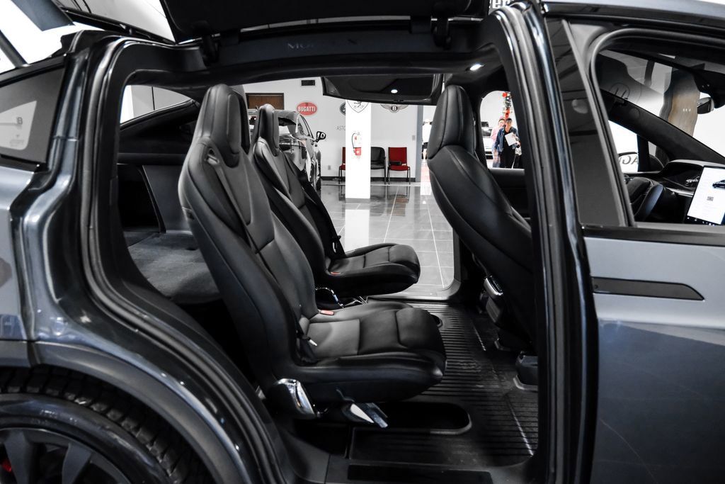 Used 2023 Tesla Model X Plaid image 29