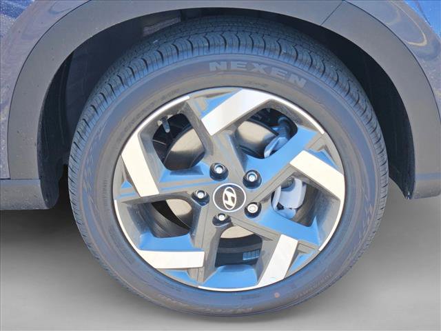 New 2026 Hyundai Venue SEL FWD image 10
