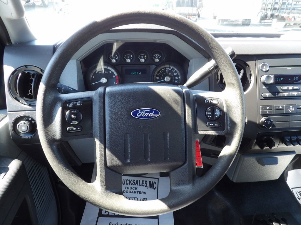 Used 2015 Ford F550 2WD Regular Cab Super Duty image 20