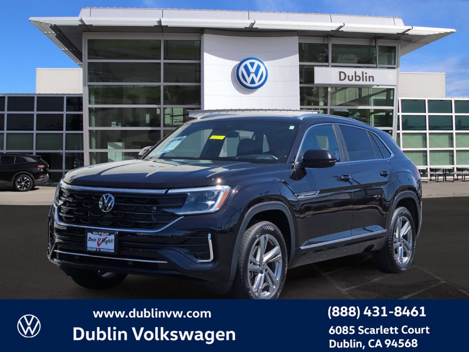 Certified 2024 Volkswagen Atlas Cross Sport SEL R-Line AWD/4WD image 8