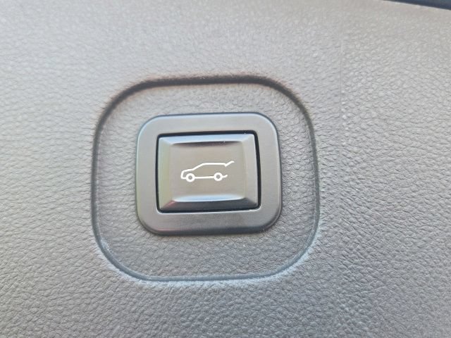 Used 2011 GMC Terrain SLT FWD image 14